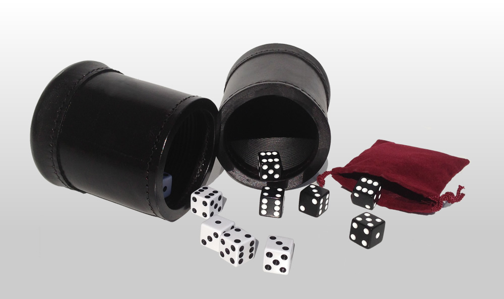 5 Deluxe Dice Cup Cups /& Dice Set